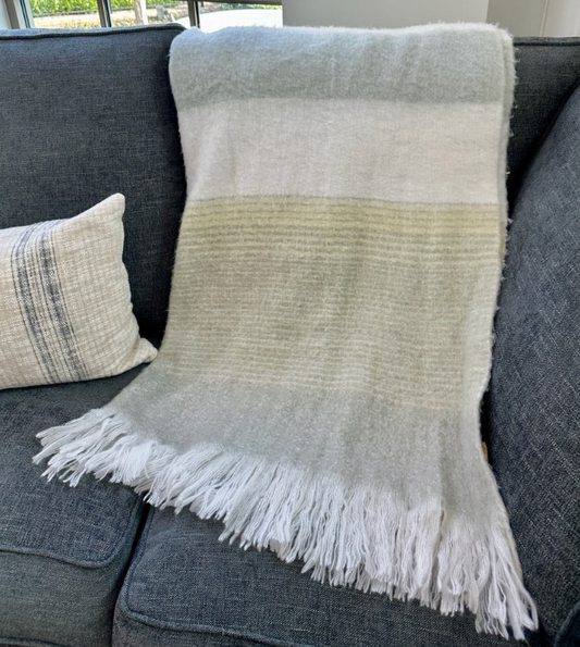 MOHAIR THROW LIGHT GREY, IVORY, CHARTREUSE